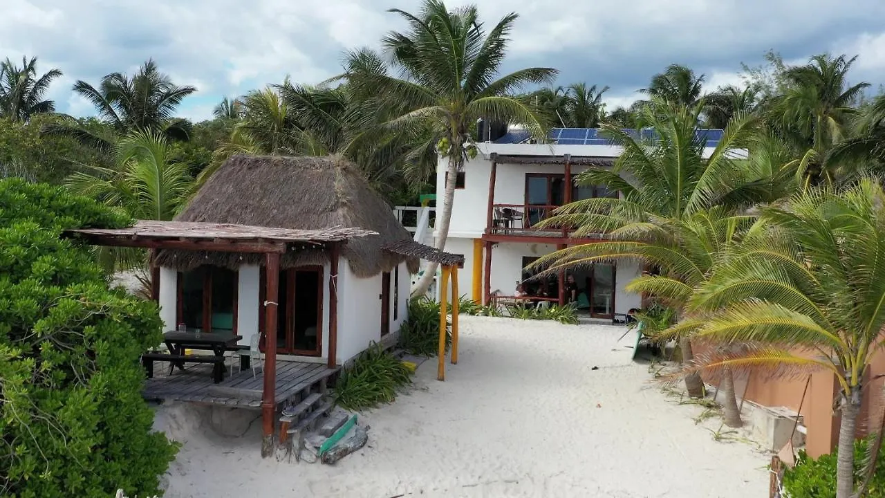 Casa de hóspedes El Secreto Ocean Front Cabin Hotel Xpu Ha